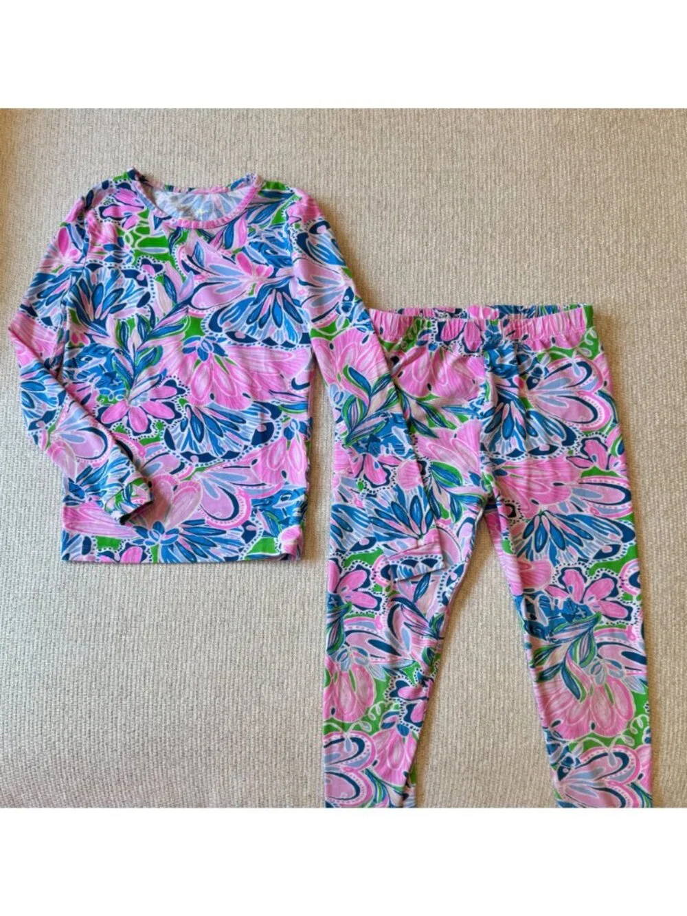 Lilly Pulitzer Girls SIze 10 Pajamas Set Gecko Green Tiger Sunrise Floral Print